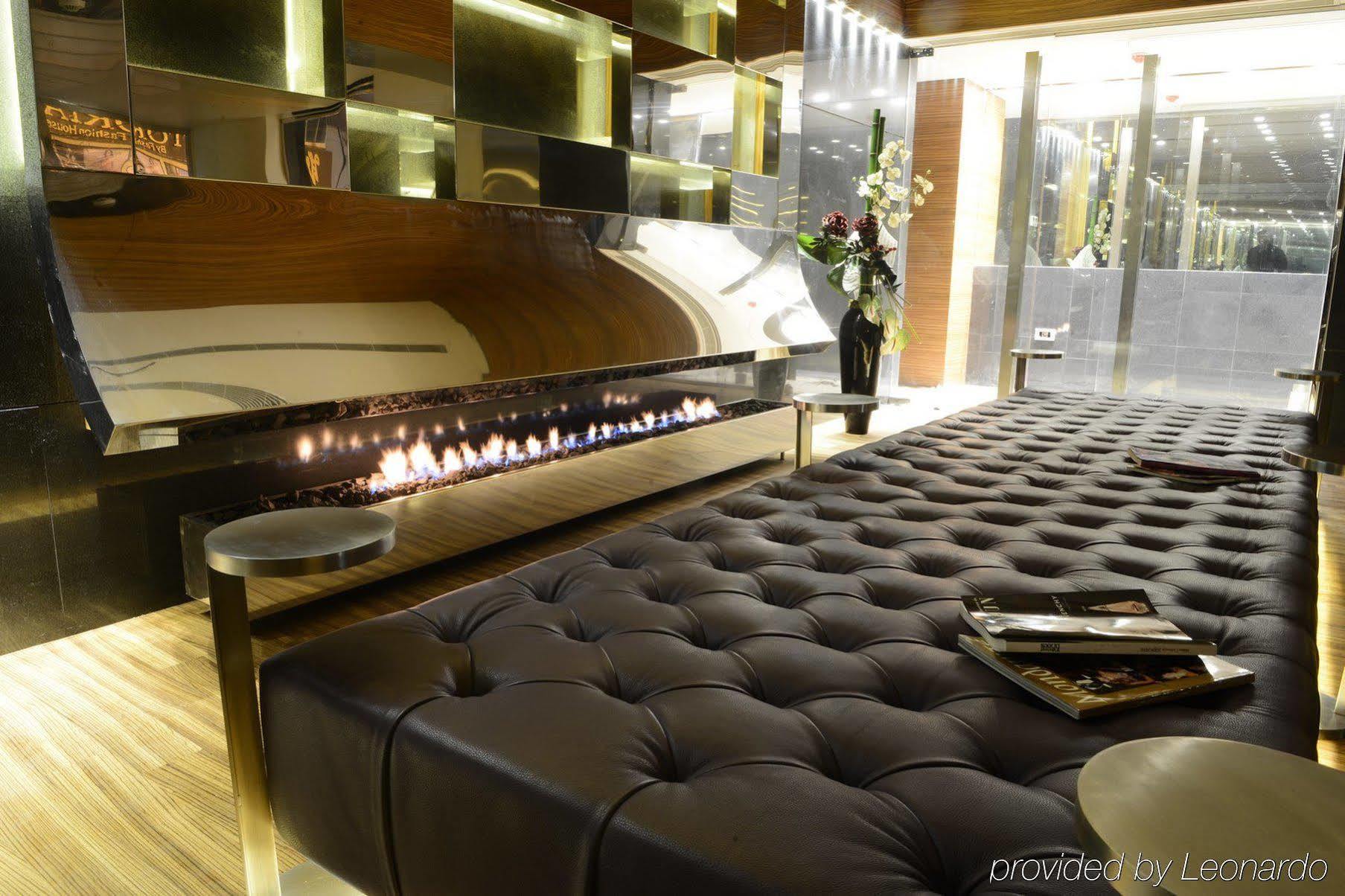 Warwick Stone 55 Hotel 4*