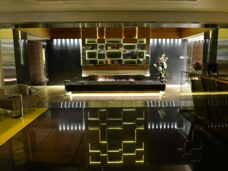 Warwick Stone 55 4* Beirut